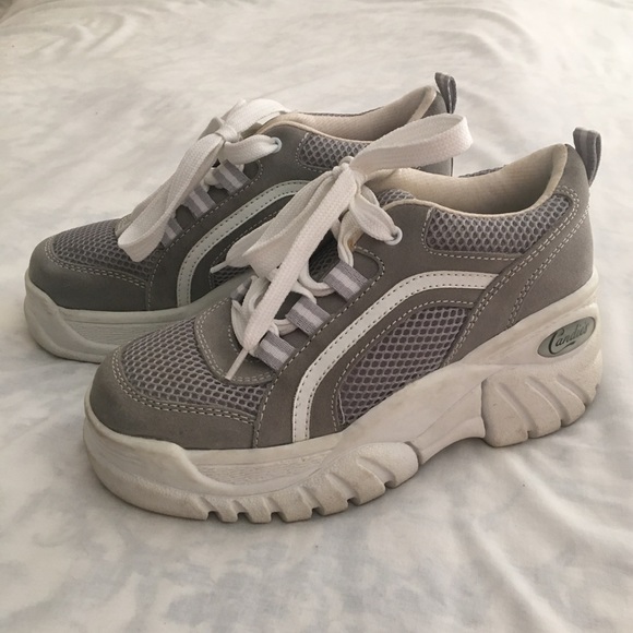 platform sneakers 2000s